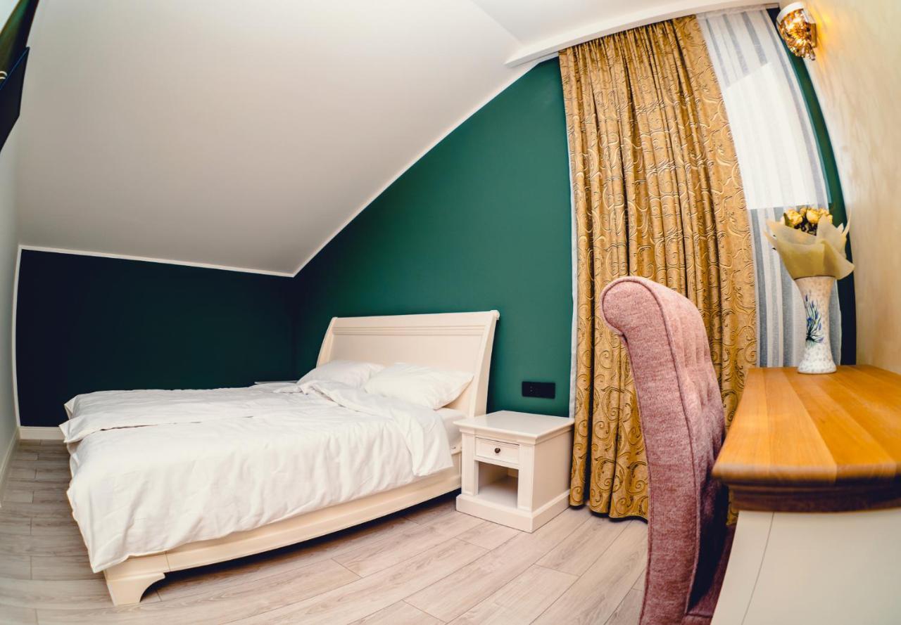 Casa Del Sole Hotell Alba Iulia Eksteriør bilde
